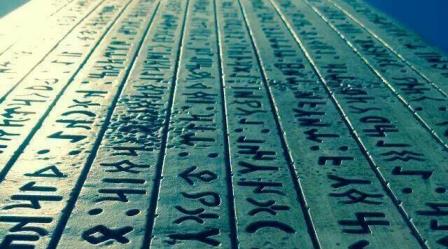 Tarih biliminin yöntemi-Tarihin Kaynakları