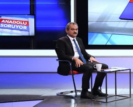 Bakan Özer: LGS’nin kaldırılacağı iddiaları doğru değil