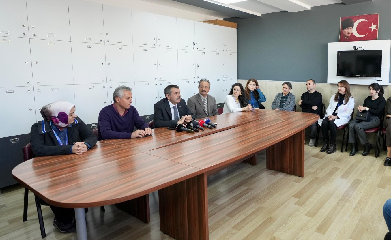 Uzman ve Başöğretmenlik eğitimleri online ve yüzyüze olacak